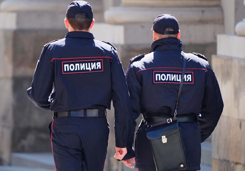 Полицейские Томской области проводят поквартирный ликбез Полицейские Томской области проводят поквартирный ликбез