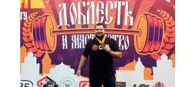 Томич одержал победу на Кубке России по пауэрлифтингу Томич одержал победу на Кубке России по пауэрлифтингу