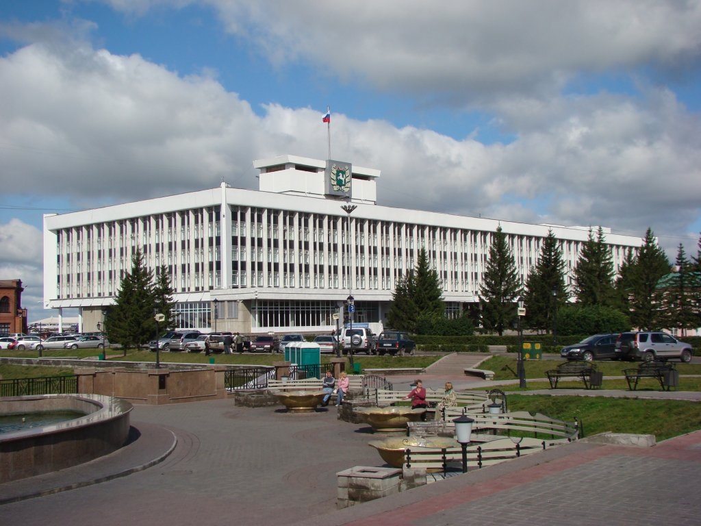 Приемная губернатора открылась на первом этаже администрации Томской области Приемная губернатора открылась на первом этаже администрации Томской области